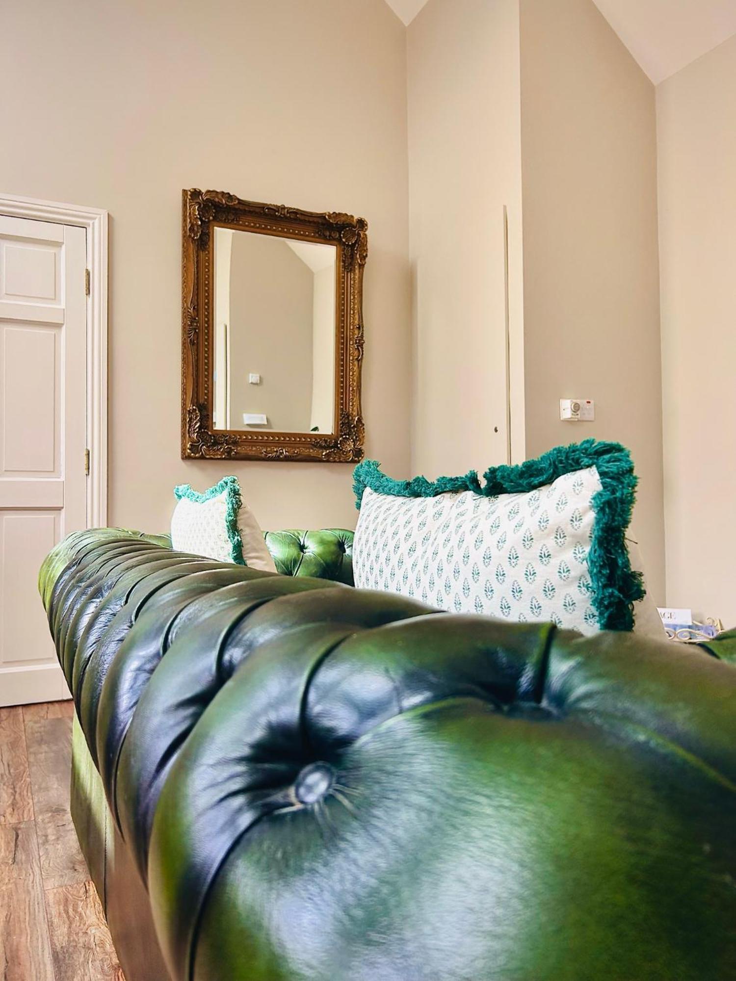 אורנמור Oranhill Lodge Guesthouse מראה חיצוני תמונה